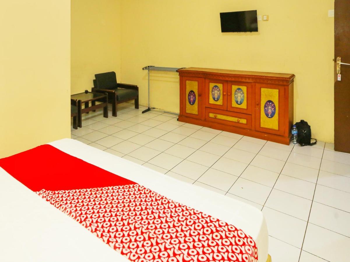 Oyo 93136 Hotel Santo Djaya 2 Bogor Extérieur photo