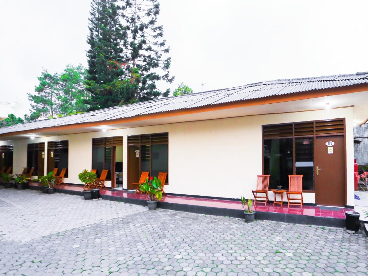 Oyo 93136 Hotel Santo Djaya 2 Bogor Extérieur photo