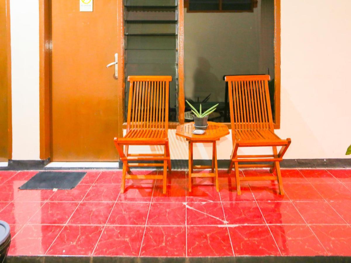 Oyo 93136 Hotel Santo Djaya 2 Bogor Extérieur photo