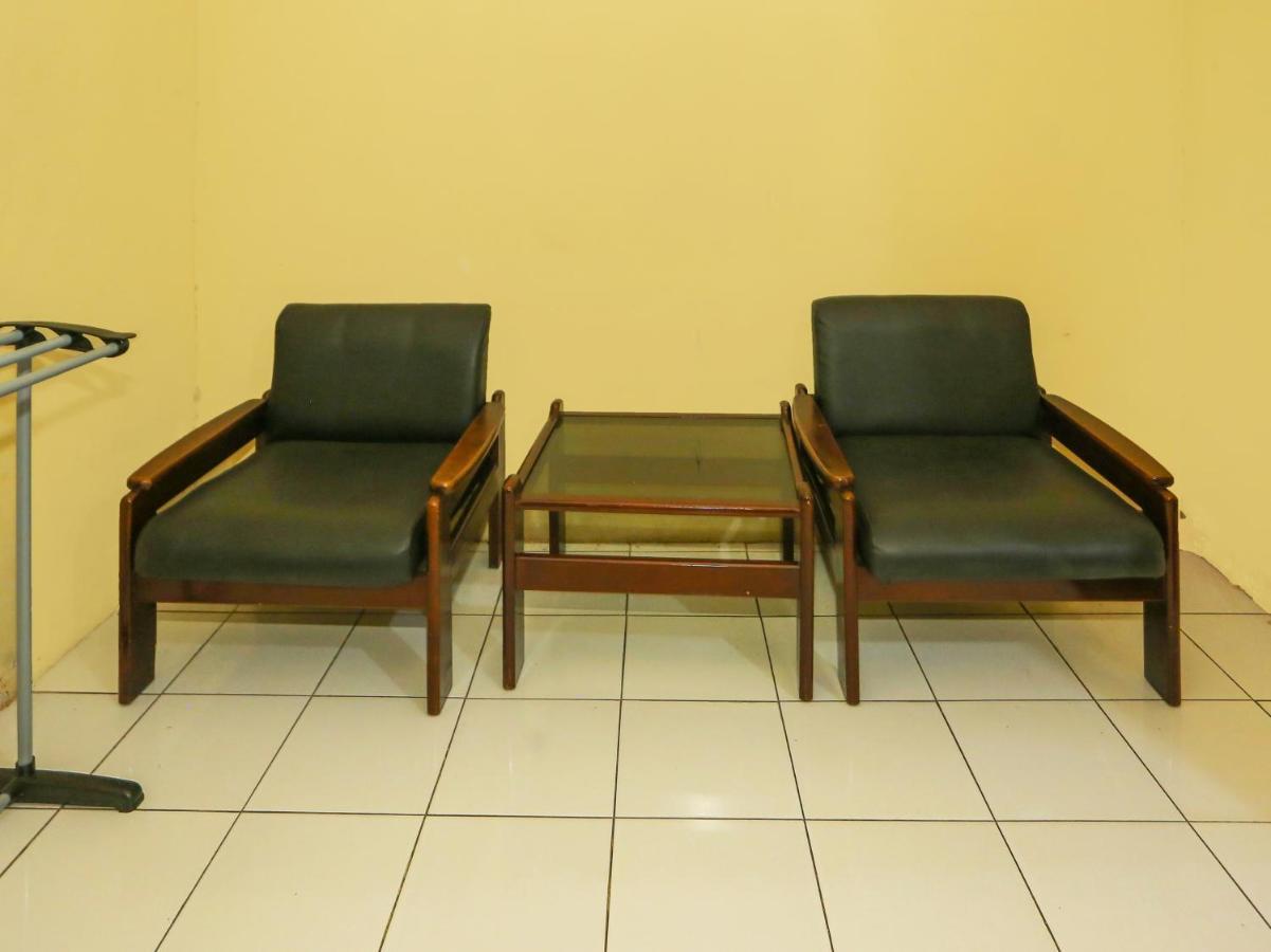Oyo 93136 Hotel Santo Djaya 2 Bogor Extérieur photo